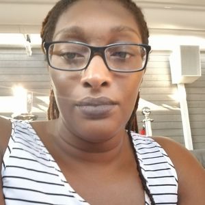 Meet your Posher, Terrell